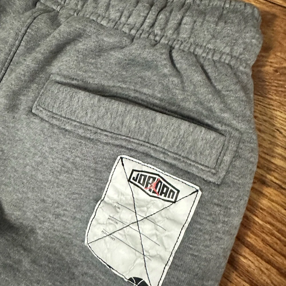 Nike Jordan Sport DNA Fleece Jogger Gray Size Small